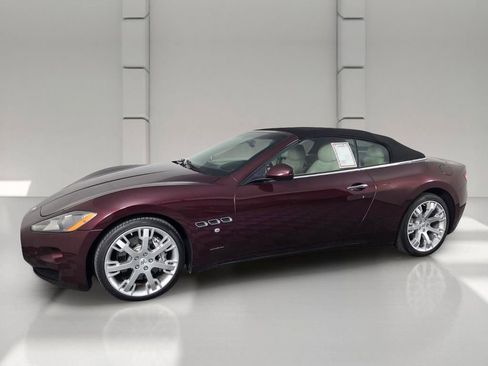 Used 2011 Maserati GranTurismo Convertible RWD image 7