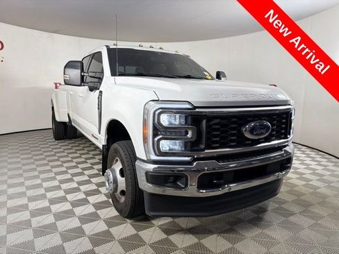 Used 2024 Ford F350 Lariat w/ Lariat Ultimate Package AWD/4WD image 1