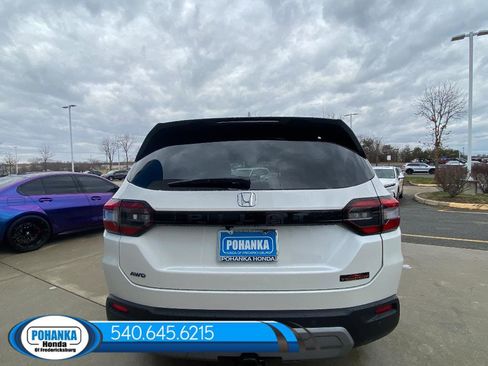 New 2025 Honda Pilot TrailSport image 4