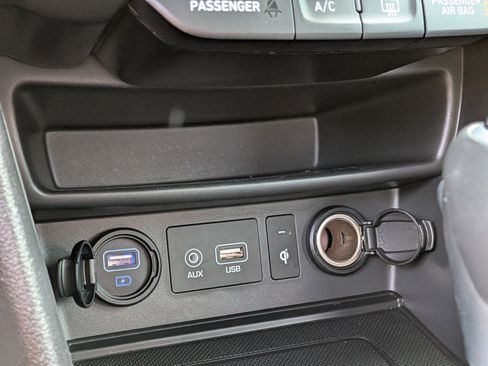 Used 2020 Hyundai Kona SEL Plus FWD image 30