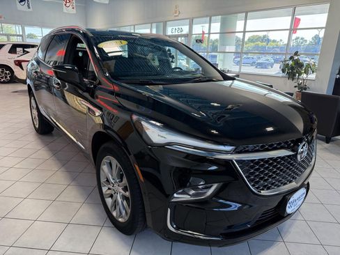 Used 2023 Buick Enclave Avenir w/ Avenir Technology Package image 1