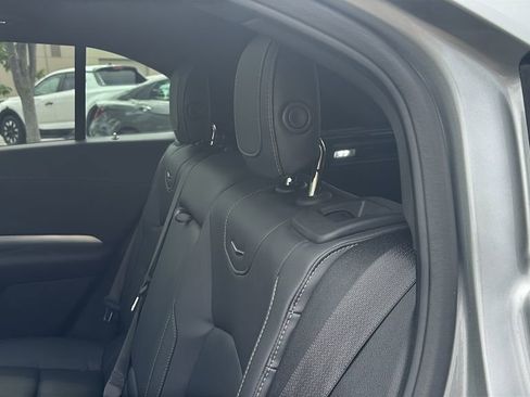 Used 2021 Cadillac XT4 Premium Luxury w/ Cold Weather Package FWD image 31