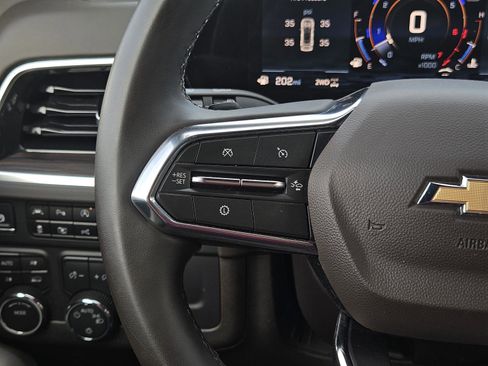 Used 2025 Chevrolet Tahoe LT image 15