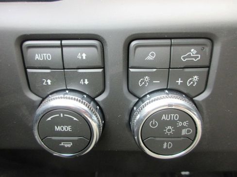 New 2026 GMC Sierra 2500 AT4X image 17