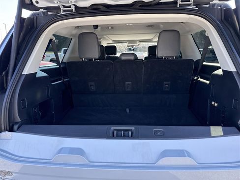 Used 2025 Ford Expedition Max Active image 18