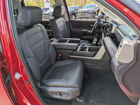 Used 2024 Toyota Tundra SR5 w/ SR5 Premium Package AWD/4WD image 19