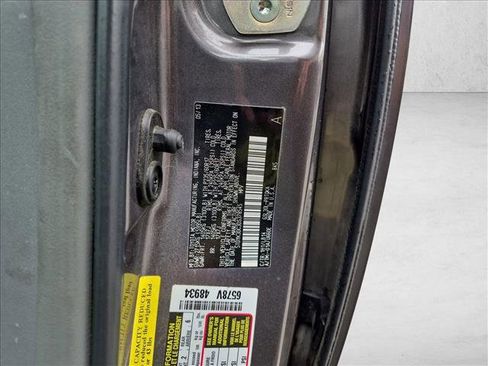 Used 2013 Toyota Sienna XLE FWD image 10