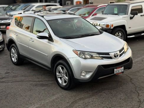 Used 2013 Toyota RAV4 XLE image 2