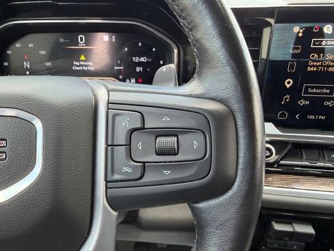 Used 2022 GMC Sierra 1500 Elevation AWD/4WD image 11
