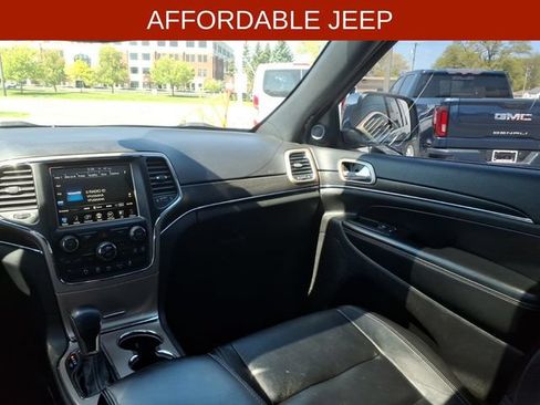 Used 2017 Jeep Grand Cherokee Limited w/ Trailer Tow Group IV AWD/4WD image 13