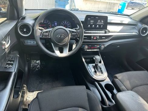 Used 2019 Kia Forte LXS FWD image 10