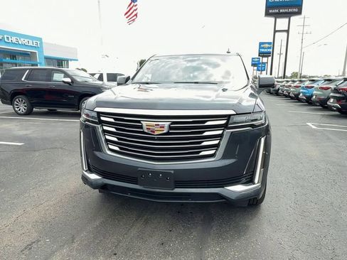 Used 2022 Cadillac Escalade ESV Premium Luxury Platinum AWD/4WD image 3