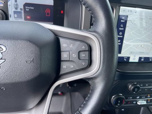 Used 2022 Ford Bronco Outer Banks AWD/4WD image 17