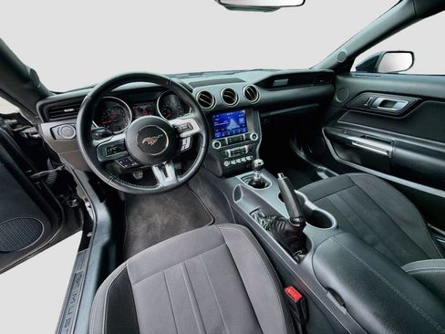 Used 2023 Ford Mustang Coupe RWD image 9