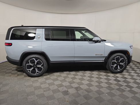 Used 2024 Rivian R1S Adventure AWD/4WD image 6