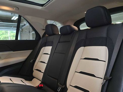 New 2026 Mercedes-Benz GLE 53 AMG 4MATIC image 18