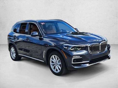 Used 2021 BMW X5 sDrive40i w/ Convenience Package RWD image 3