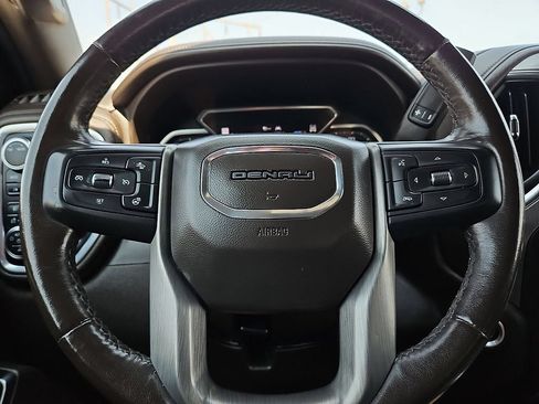 Used 2022 GMC Sierra 1500 Denali w/ Denali Premium Package AWD/4WD image 30