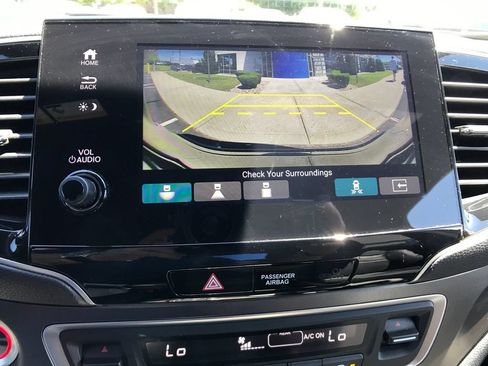 Certified 2023 Honda Passport EX-L image 19