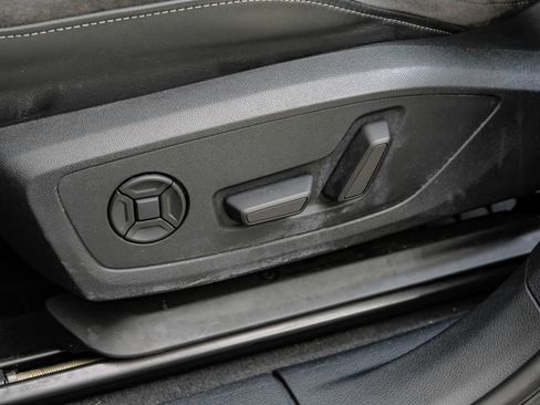 Used 2023 Audi Q3 2.0T Premium image 35