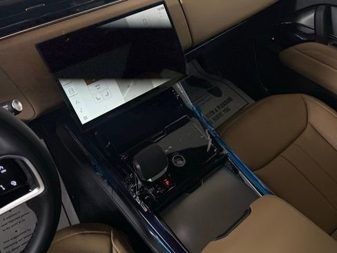 New 2026 Land Rover Range Rover Sport SE image 36