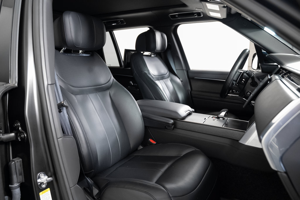 Used 2025 Land Rover Range Rover Autobiography AWD/4WD image 24
