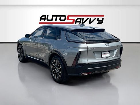 Used 2025 Cadillac Lyriq Sport w/ LPO, Floor Liner Package AWD/4WD image 5