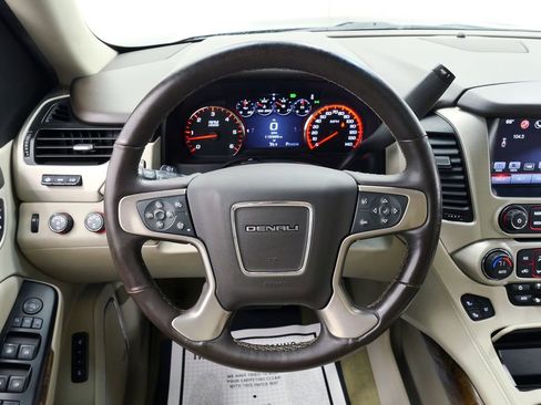 Used 2016 GMC Yukon Denali w/ Open Road Package AWD/4WD image 26