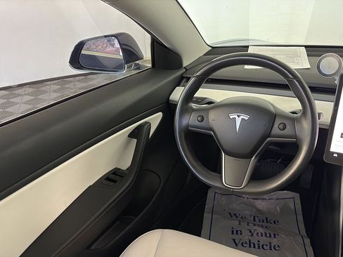 Used 2019 Tesla Model 3 Long Range image 16