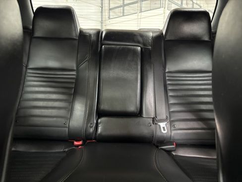 Used 2016 Dodge Challenger R/T Plus RWD image 14