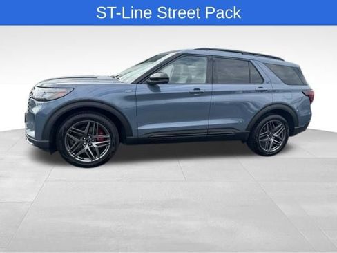 Used 2026 Ford Explorer ST-Line w/ ST-Line Street Pack RWD image 8