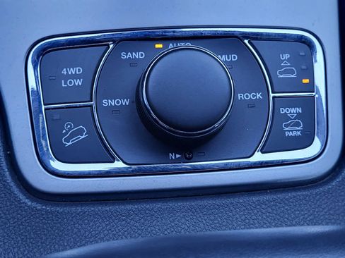 Used 2018 Jeep Grand Cherokee High Altitude image 22