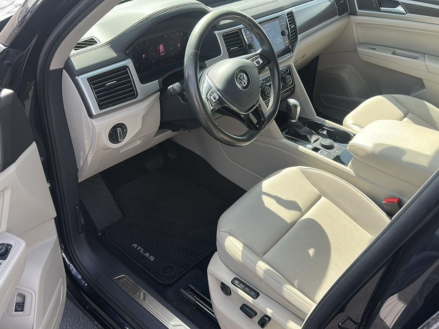 Used 2019 Volkswagen Atlas SEL AWD/4WD image 11