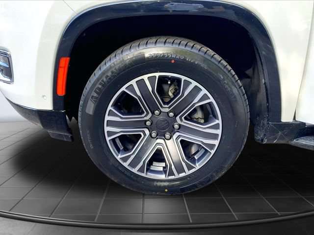 Used 2024 Jeep Wagoneer Series II AWD/4WD image 14