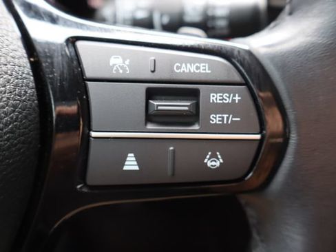 Used 2025 Honda Pilot EX-L image 17