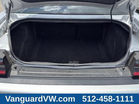 Used 2023 Dodge Challenger R/T RWD image 8