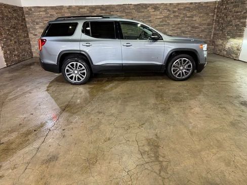 Used 2020 GMC Acadia AT4 w/ Driver Alert Package II AWD/4WD image 4