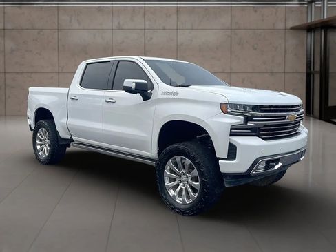 Used 2019 Chevrolet Silverado 1500 High Country w/ Technology Package image 7