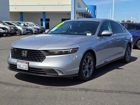 Used 2023 Honda Accord EX image 8