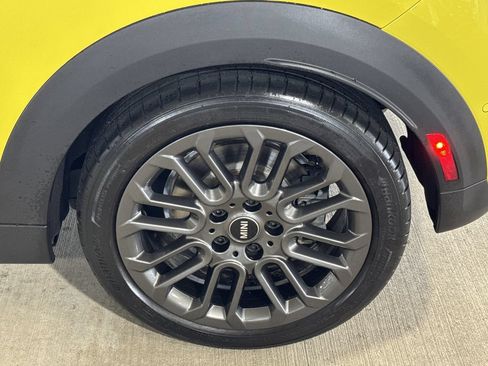 Used 2025 MINI Cooper S FWD image 31