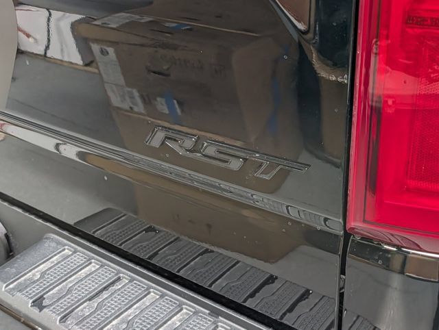 New 2026 Chevrolet Silverado 1500 RST w/ RST All Star Premium Package AWD/4WD image 6