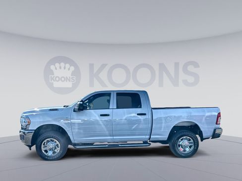 Used 2024 RAM 2500 Tradesman w/ Chrome Appearance Group image 2