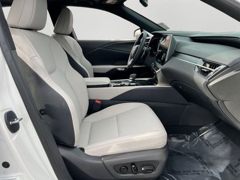 Used 2024 Lexus RX 350 Premium image 7