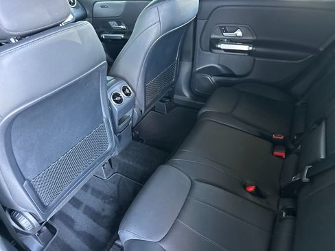 Certified 2022 Mercedes-Benz GLB 250 image 13