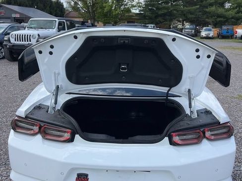 Used 2019 Chevrolet Camaro ZL1 RWD image 13