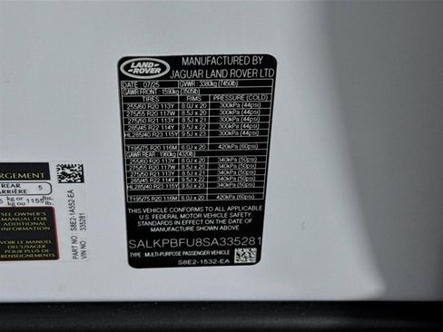 Certified 2025 Land Rover Range Rover Long Wheelbase SE image 34