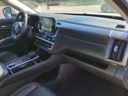 Certified 2022 Nissan Pathfinder SL w/ SL Premium Package image 43