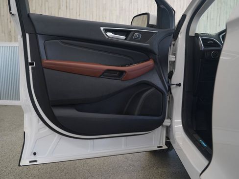 Used 2015 Ford Edge Titanium w/ Equipment Group 302A FWD image 28