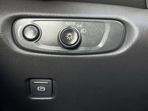 Used 2023 Chevrolet Blazer RS w/ Driver Confidence II Package image 30