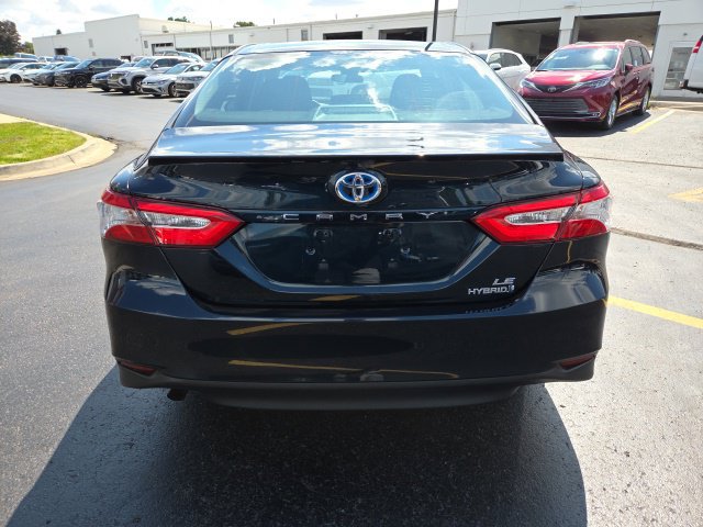 Used 2018 Toyota Camry LE FWD image 6